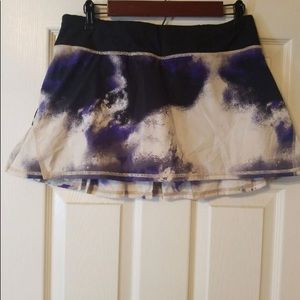 Lululemon Running/Tennis skirt size 8 regular